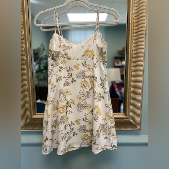 Urban Outfitters Floral Mini Dress - Cream and Gold - Picture 2 of 4